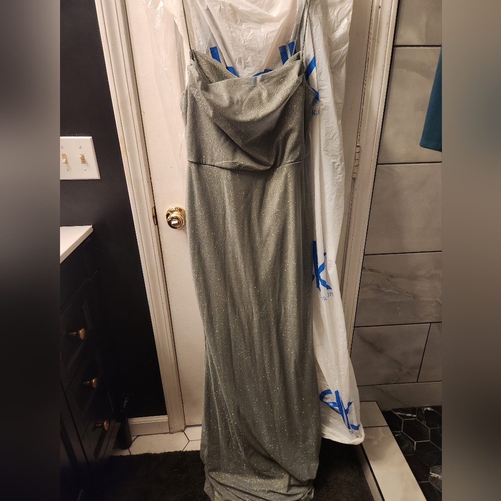 Windsor Sage Green Floor Length Dress Size L